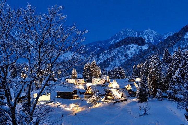 名古屋・高山・白川郷 小グループ日帰り旅行