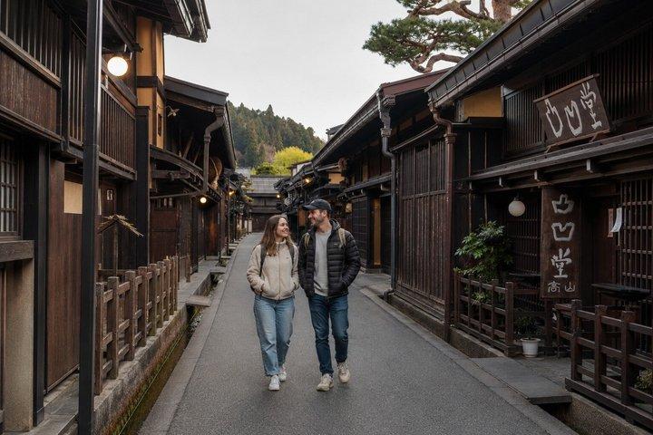 名古屋・高山・白川郷 小グループ日帰り旅行