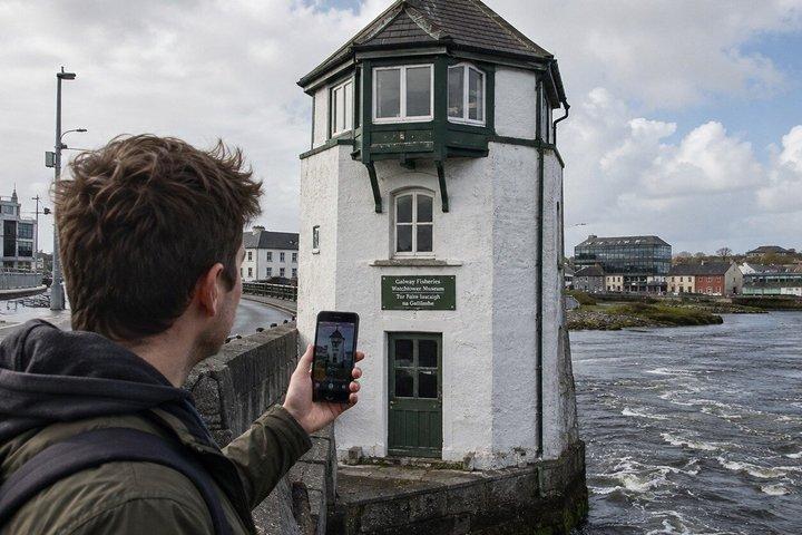 Secrets of Galway: Self-Guided Scavenger Hunt & Walking Tour