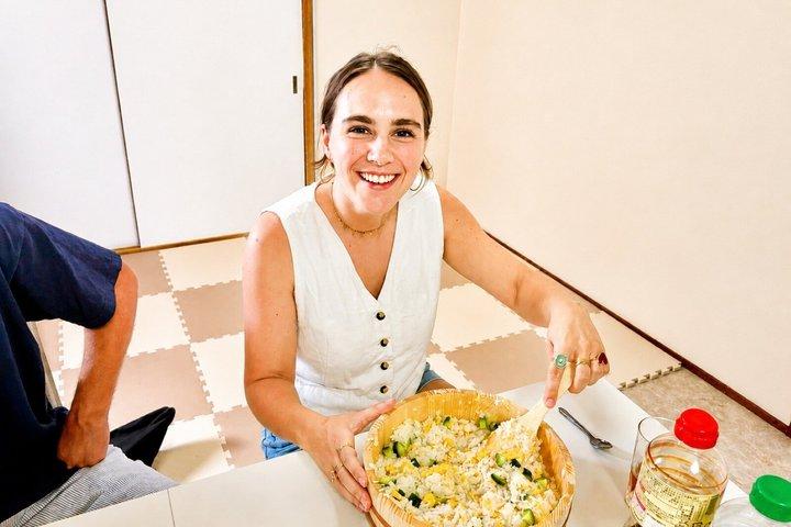 ショートホームステイ：料理して楽しむ日本語の家庭料理