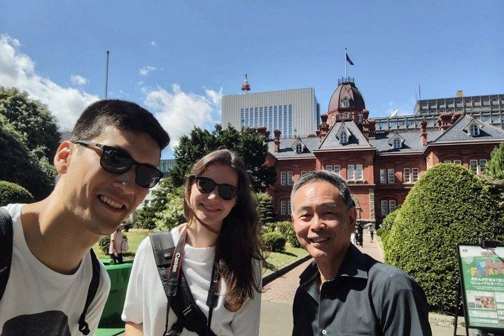 札幌の歴史とグルメ散策ツアー