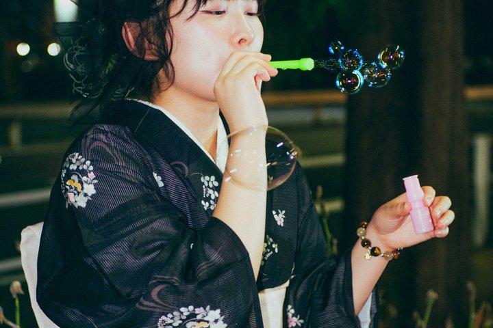 A Modern Kimono Photoshoot in Osaka