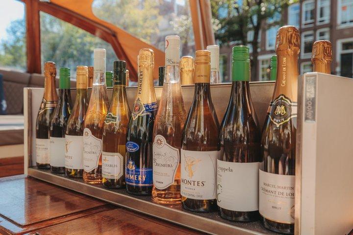アムステルダム 1時間 プレミアム運河クルーズ（スナックおよびオプションの飲み物付き）