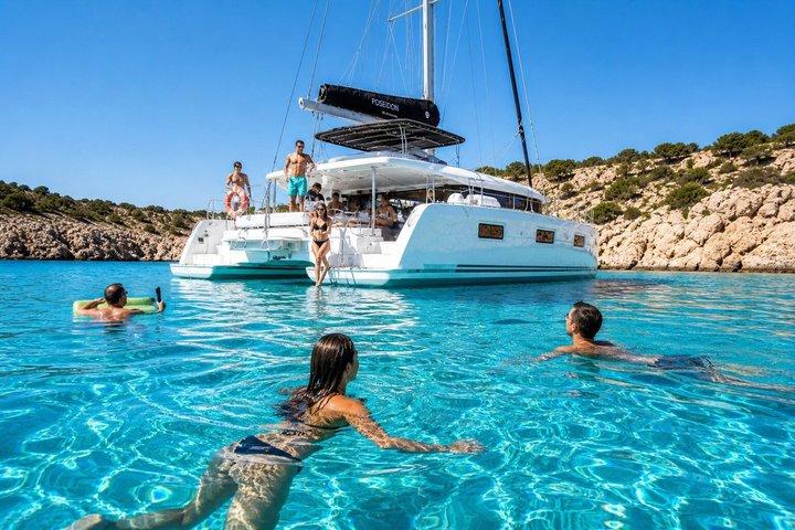 Croisières en catamaran à Rhodes - Croisière d'une journée de 6 heures TOUT COMPRIS