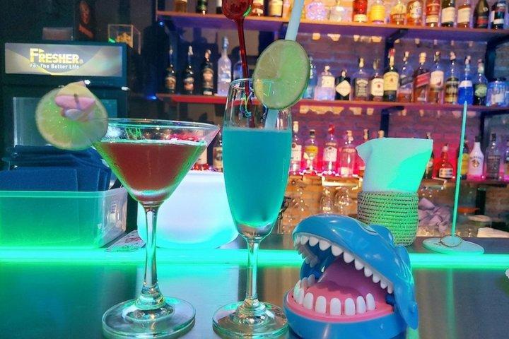 チェンマイのナイトライフ：ビール、ゲーム、パーティー体験