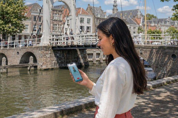 Dordrecht: Self-Guided Scavenger Hunt & Walking Tour