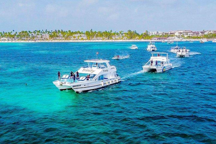 Hip Hop Infinity Party Boat Half Day Lit