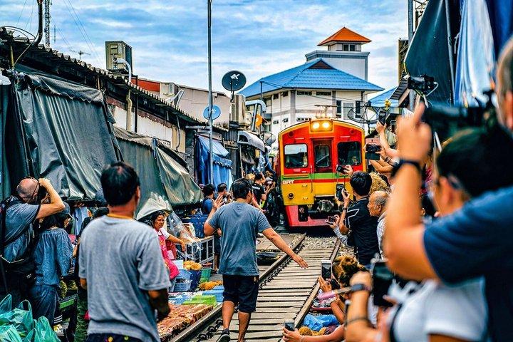 Bangkok Floating Market Boat Ride and Maeklong Railway Experience