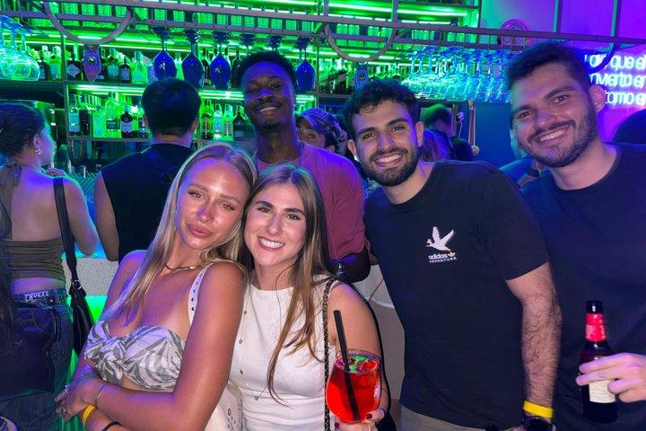 バルセロナ最高のナイトクラブ体験+VIPクラブエントランス