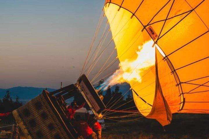 アスペンドス サンライズ熱気球フライトとホテル送迎