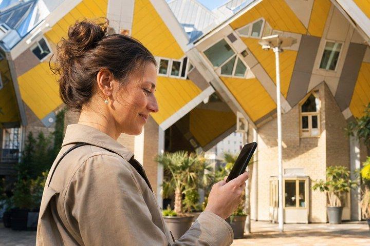 Rotterdam: Self-Guided Scavenger Hunt & Walking Tour