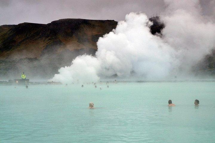 Blue Lagoon Transfer from Reykjavik Round Trip