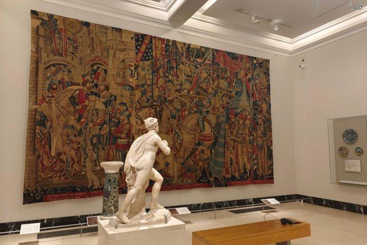 ロンドン・ヴィクトリア・アルバート博物館とナショナル・ギャラリープライベートツアー