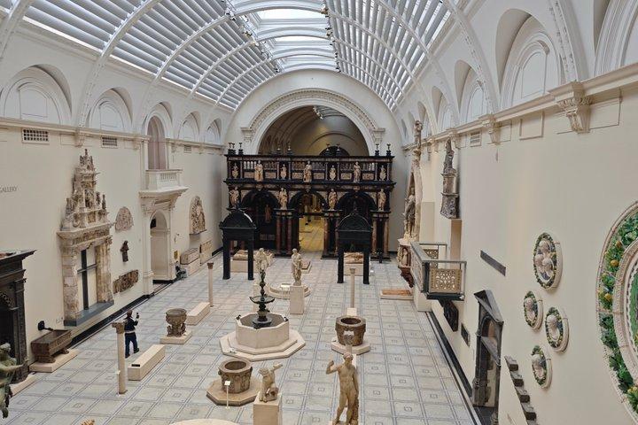 ロンドン・ヴィクトリア・アルバート博物館とナショナル・ギャラリープライベートツアー