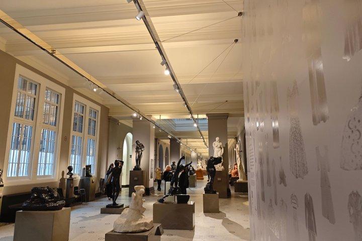 ロンドン・ヴィクトリア・アルバート博物館とナショナル・ギャラリープライベートツアー