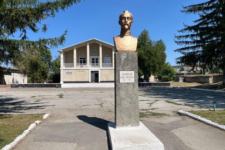 Transnistria Soviet Mosaics and Rybnitsa Tour