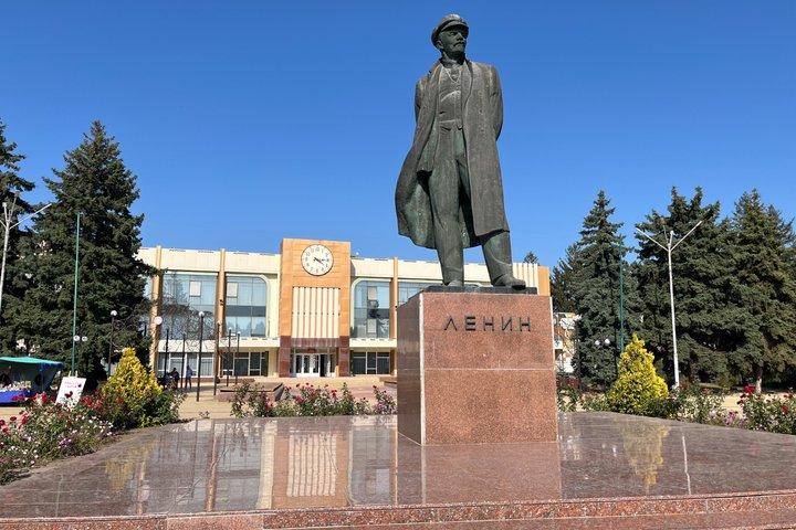 Transnistria Soviet Mosaics and Rybnitsa Tour