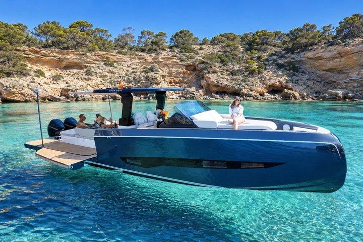 Heldagsutflykt med yacht från 2026 för 12 personer från Ibiza till Margaritaöarna