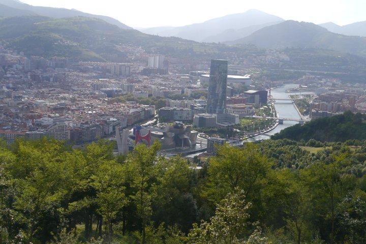 Bilbao Custom-Made Private Tour max 3ppl.