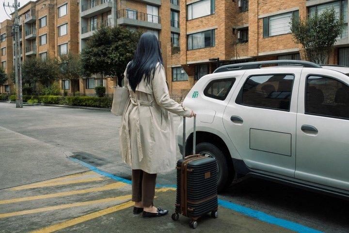 ホテルへの往復プライベートボゴタ空港送迎・お出迎え24時間年中無休