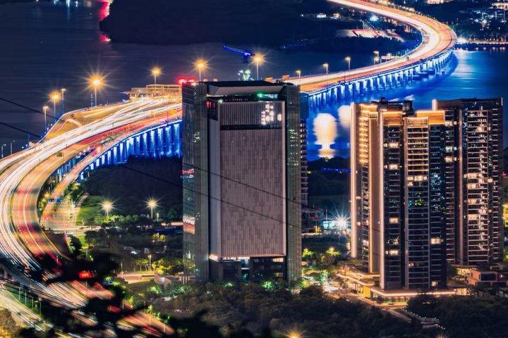 深圳テックツアー スカイラインカフェとスラム訪問