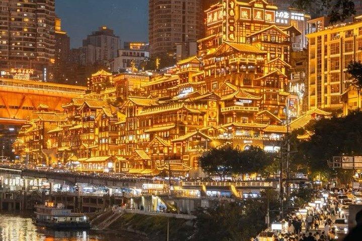 重慶空港から5Dシティホテルへのプライベート送迎