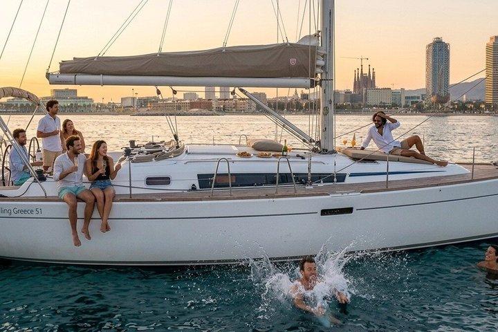 バルセロナのオープンセーリング旅行、ベルモット、タパス＆ライブ・カタルーニャ・ルンバ