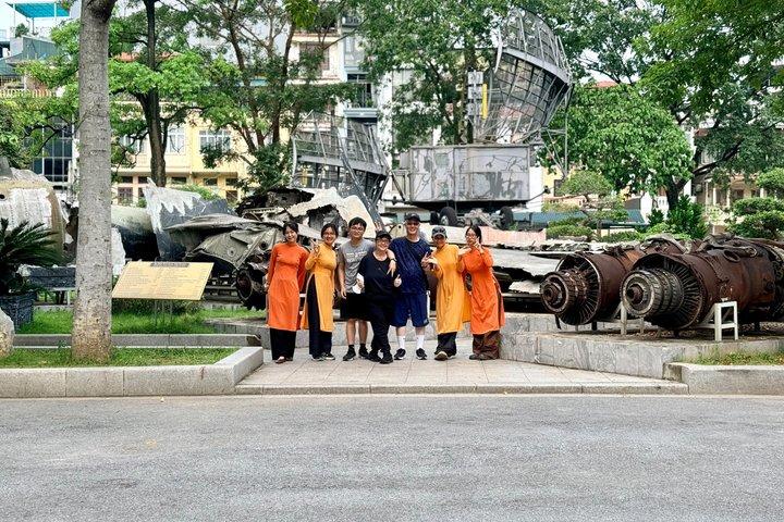 女性ライダーと行くハノイ田園バイクツアー