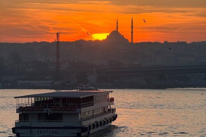 Istanbul Bosphorus Sunset Cruise Tour (Guided) + Tea/Coffee