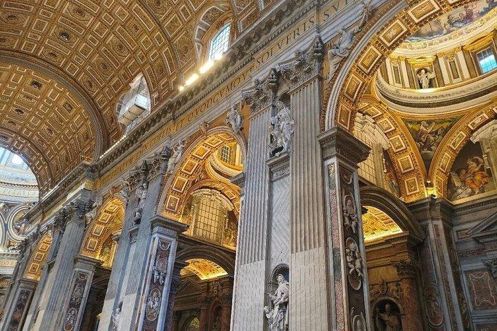 Reservierter Eintritt und Kuppel mit Aufzug in St. Peters Basilika