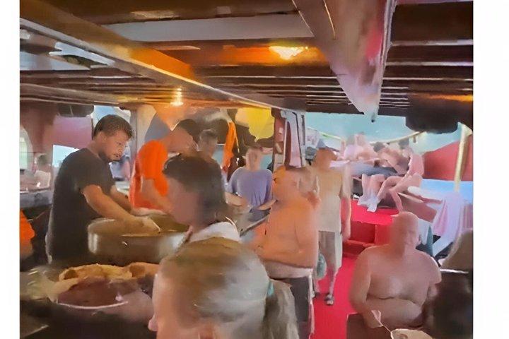 アランヤ海賊船ツアー（ランチとソフトドリンク付）