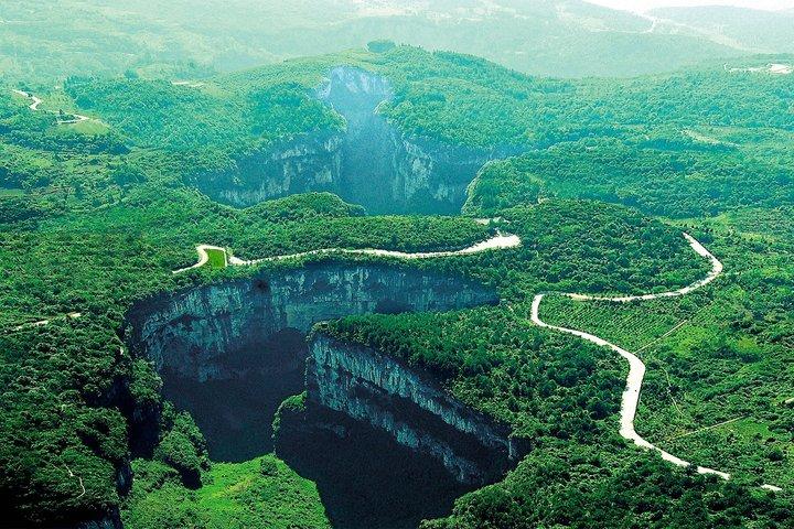 Private Wulong Day Tour: Three Natural Bridges & Fairy Mountain