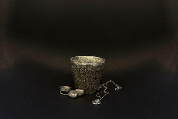 大阪:日本語のお土産を自作しよう(ネックレス、指輪、カップ)