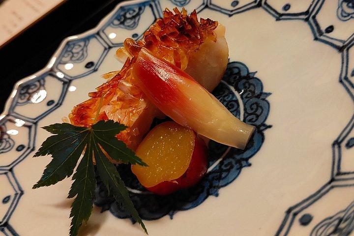 浅草の歴史と懐石料理を堪能するプライベート芸者のおもてなしの夜