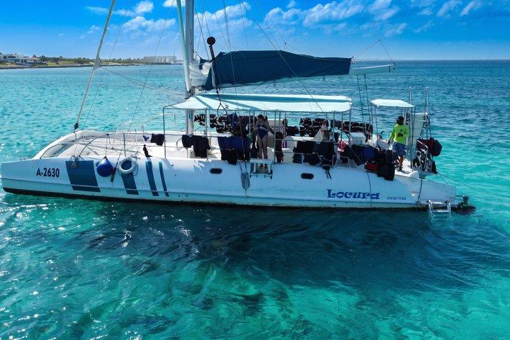 Aruba Catamaran Snorkel Sail: Appetizers, Slide, Swing & Open Bar