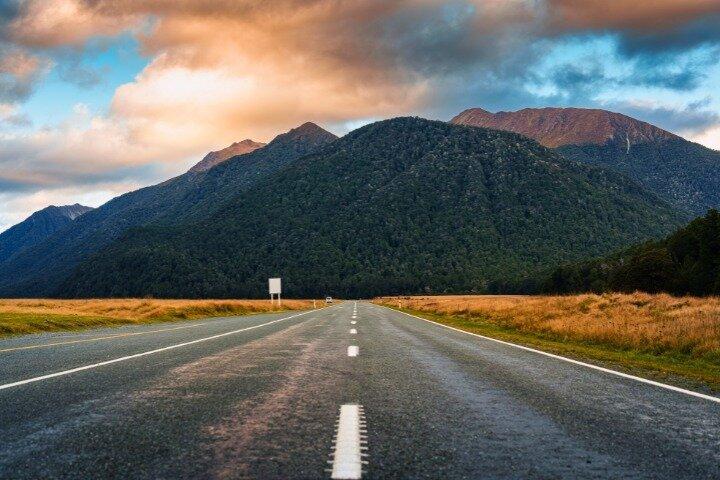 Queenstown to Milfordsound Self Guided Drive Tour with an APP