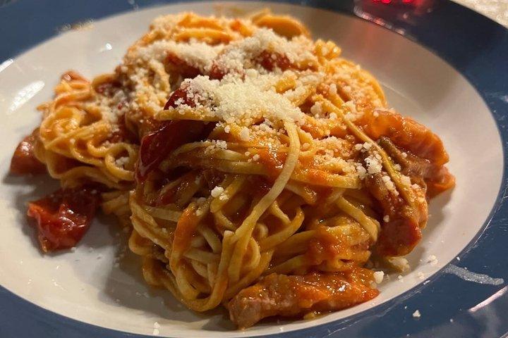 本物のローマでのプライベートカート体験とホームダイニング