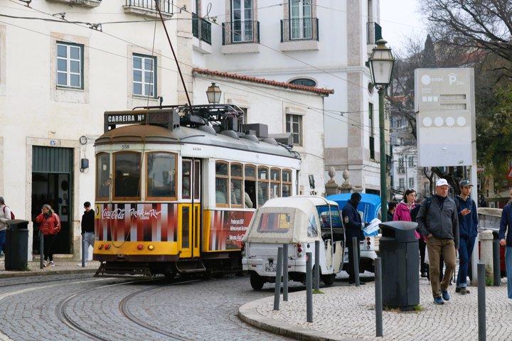 Lisbon Eco Tuk Tuk Guided Sightseeing City Tour