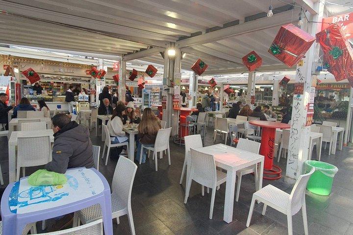 プライベート テスタッチオの食とワインツアー 古代ローマの洞窟テイスティング