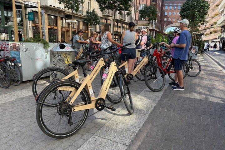 ブダペスト：歴史的なダウンタウンをE-自転車でブダ＆ペストに乗る