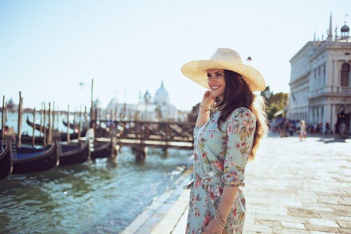 Iconic Landmarks Private Photoshoot in Venice