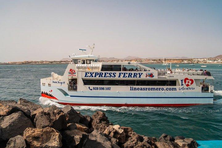 Roundtrip Ferry to La Graciosa With Jeep safari Lower Price