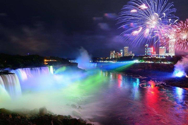 Night Walk and Fireworks Boat Experience