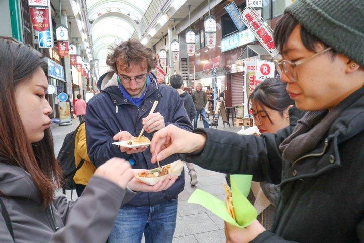 5時間マスター大阪必見ツアー 黒門道頓堀と城