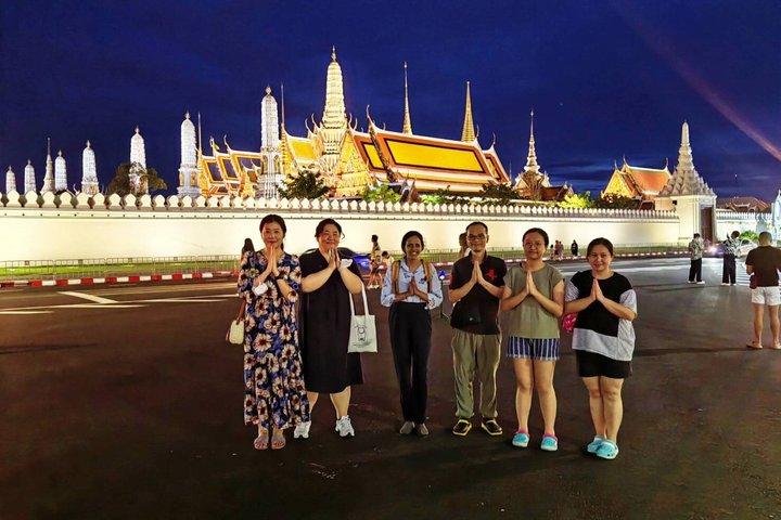 Tour notturno in Tuk Tuk a Bangkok con street food di Chinatown
