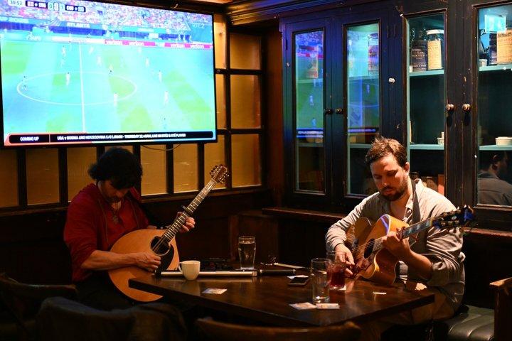 プレミアム・ゴールウェイ文化体験 トラッド音楽ディナー＆ピンツの提供