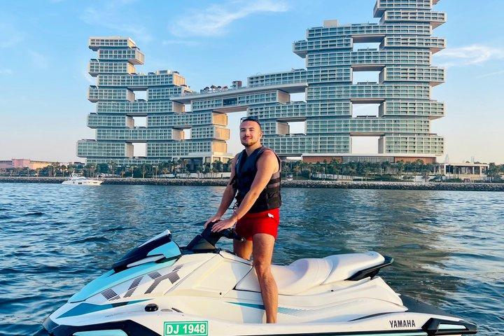 ドバイで最高のジェット スキー - 2 時間ブルジュ アル アラブ - ドバイ マリーナ - アトランティス ツアー