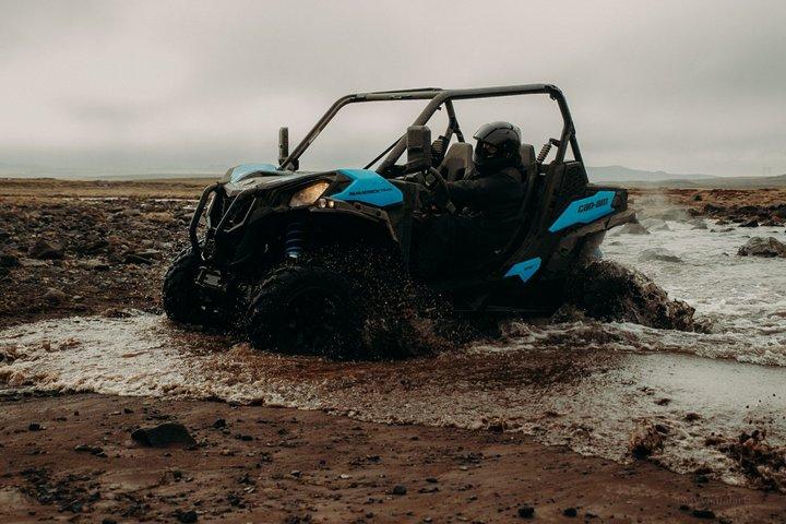 Reykjavik Lavagrottas och Buggyäventyrstur