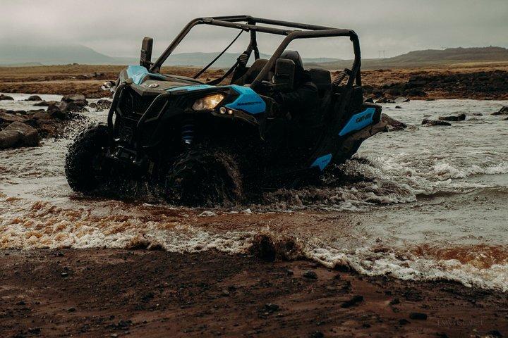 Reykjavik Lavagrottas och Buggyäventyrstur
