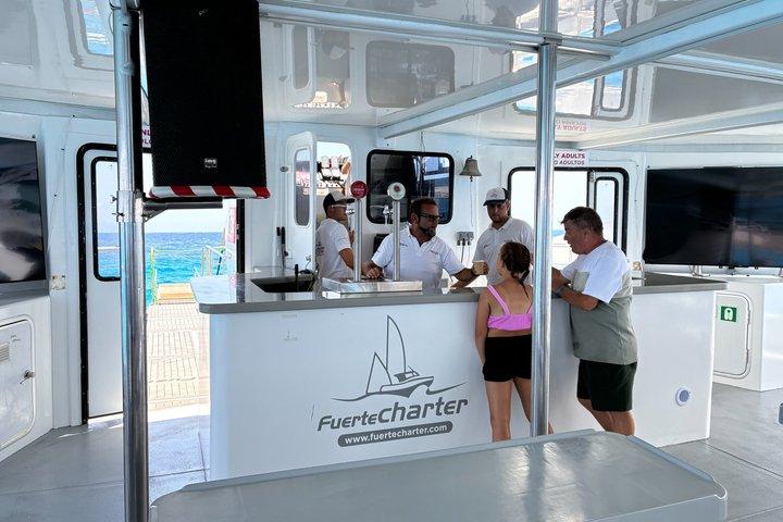 Eco Fast Ferry heen- en terugreis naar Isla de Lobos